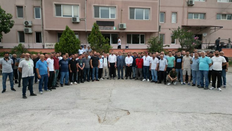 İzmit Belediyesi Fen İşleri ailesi bayramlaştı 