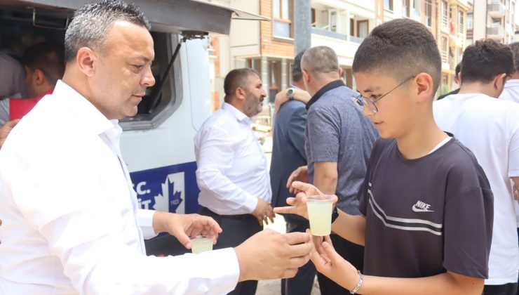 İzmit Belediyesi cami cemaatleri ile buluşmaya devam ediyor