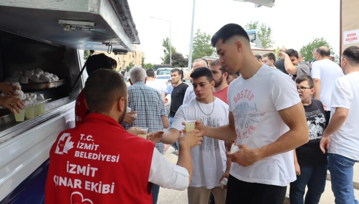 İzmit Belediyesi Yuvam Akarca Ulu Camii cemaatiyle buluştu