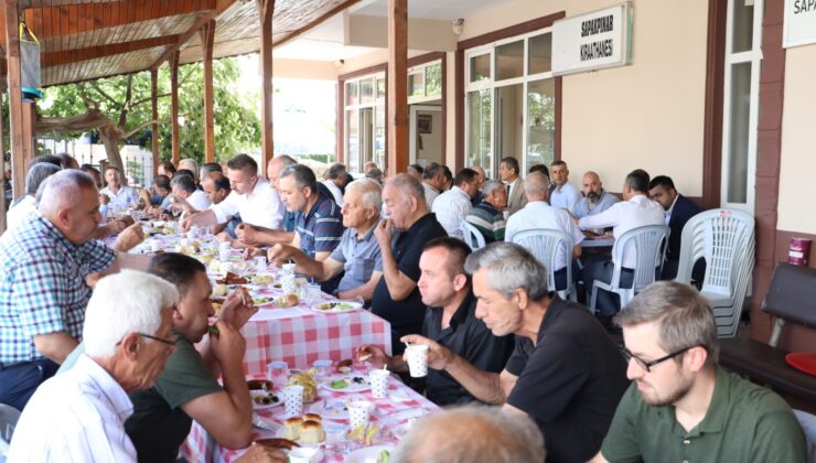 İzmit Belediyesi kırsal mahallelerin muhtarlarıyla buluşmaya devam ediyor