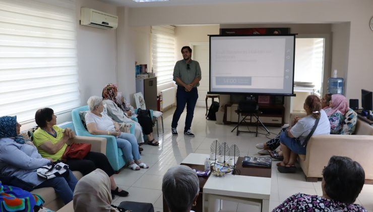 Asırlık Çınar Evinde İzmit’in çınarlarına önemli seminer