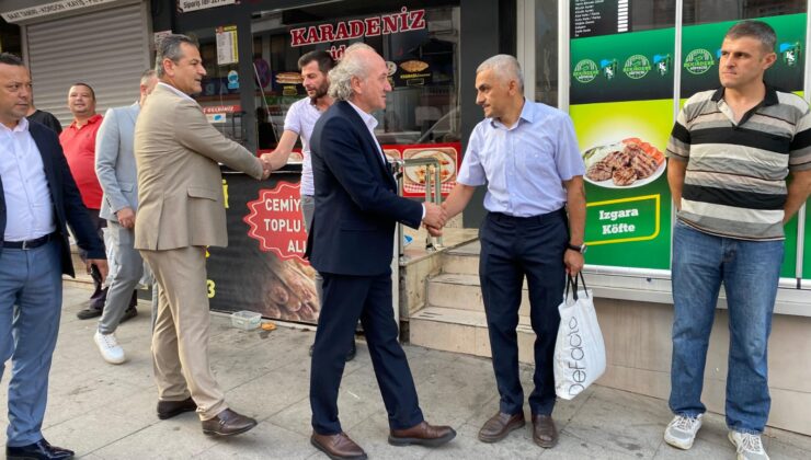 İzmit Belediyesi geleneği sürdürüyor; Emekçilere ’Hayırlı İşler’ ziyaretleri devam ediyor