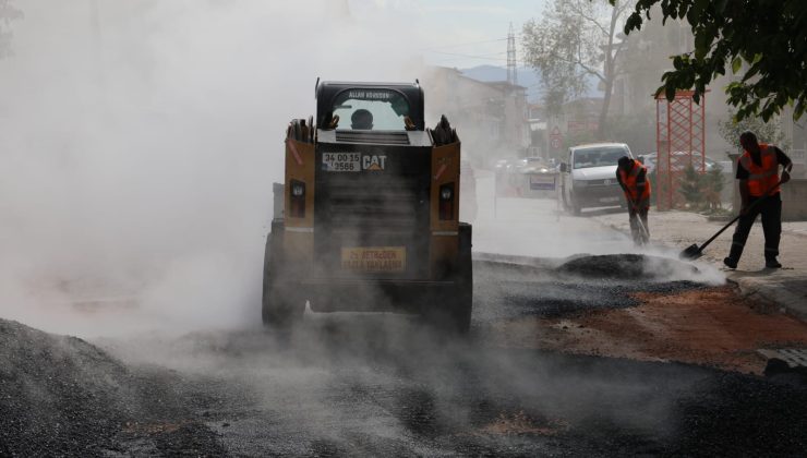 İzmit Belediyesi Yenişehir’e konforlu yollar kazandırdı