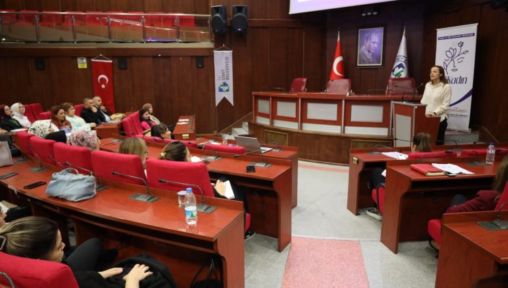 İzmit Belediyesi personeli Yerel Eşitlikçi Hizmetler için eğitim aldı