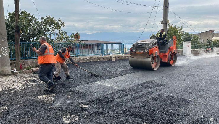 İzmit Belediyesinden Gültepe’de asfalt mesaisi