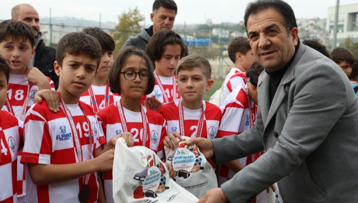 İzmit Belediyesi ve Bekirderespor’dan 10 Kasım Atatürk Futbol Turnuvası