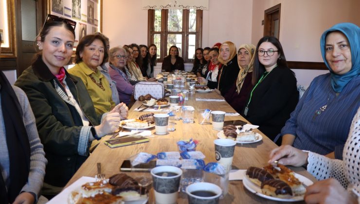 İzmit Çarşısı üreticisi kadınlar kahvaltıda buluştu