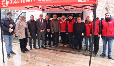 İzmit Belediyesi, Akmeşe Merkez Camii’nde cemaat ile buluştu