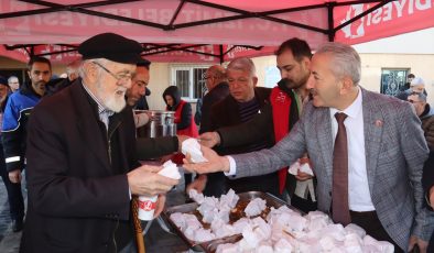 İzmit Belediyesi, Hayırsevenler Camii cemaati ile buluştu