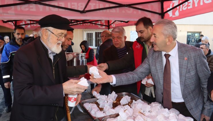 İzmit Belediyesi, Hayırsevenler Camii cemaati ile buluştu