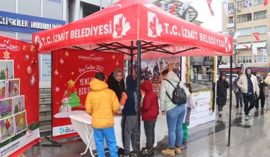 İzmit Belediyesi vatandaşların yeni yıl dileklerini toplamaya başladı