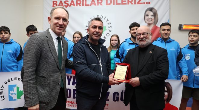 İzmit Belediyespor Güreş Okulu eğitimlerine başladı