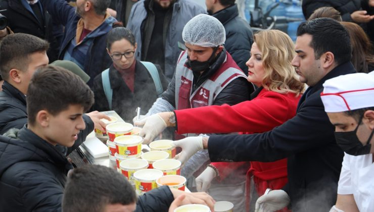 Yeni yılın ilk gününde de Darıca’ya destek!